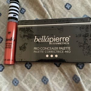 Lip gloss and Contor set